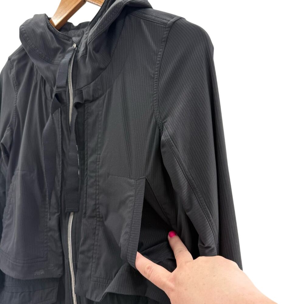 Lululemon Yogi Anorak Jacket Full Zip Hooded Sporty Black Activewear Size 4 - Picture 5 of 16